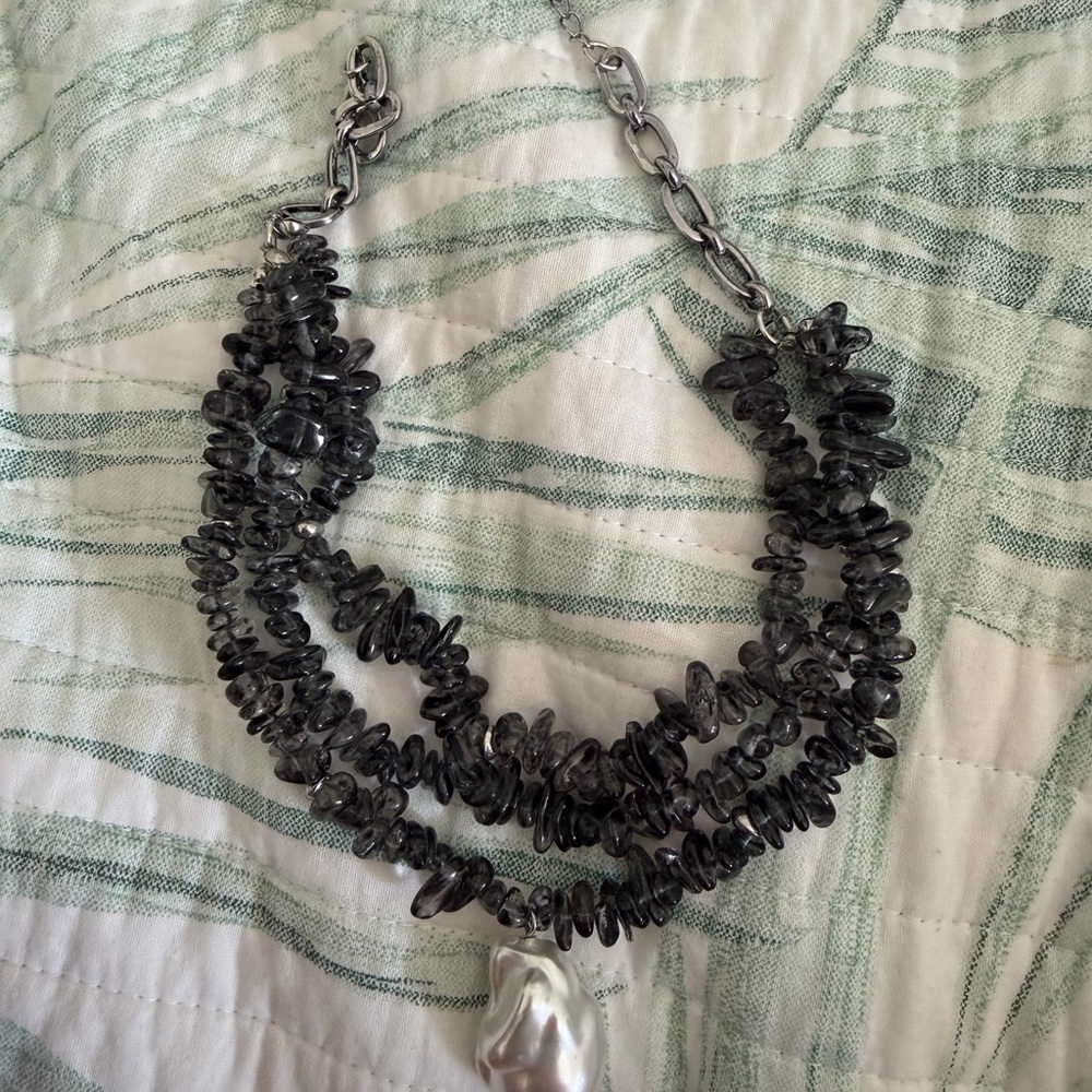 Elegant Black and Silver Necklace